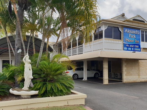 Alexandra Park Motor Inn - Mackay Tourism 1