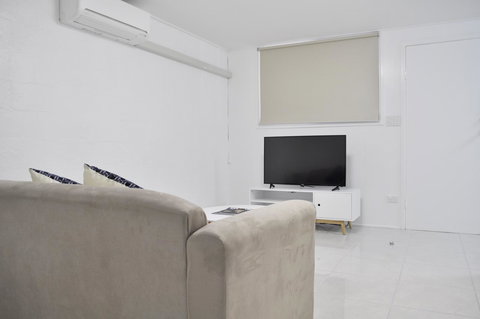 Alexandra Park Motor Inn - Mackay Tourism 12