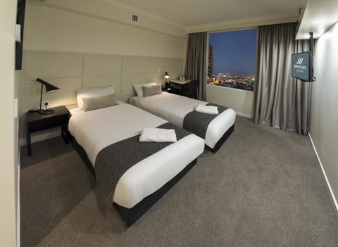 Woodroffe Hotel - Mackay Tourism 12