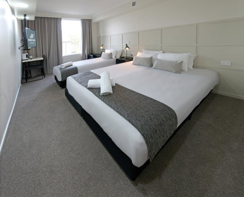Woodroffe Hotel - Mackay Tourism 13