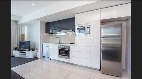 Gold Coast Private Apartments - H Residences, Surfers Paradise - Mackay Tourism 41