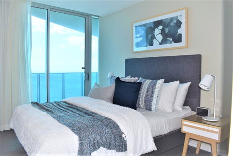 Gold Coast Private Apartments - H Residences, Surfers Paradise - Mackay Tourism 5