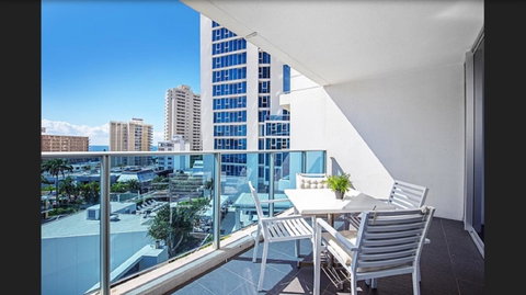 Gold Coast Private Apartments - H Residences, Surfers Paradise - Mackay Tourism 35