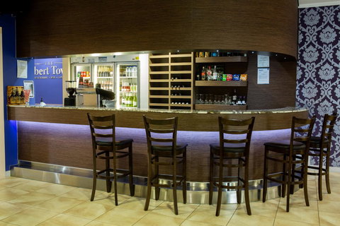 The Robert Towns - Mackay Tourism 14