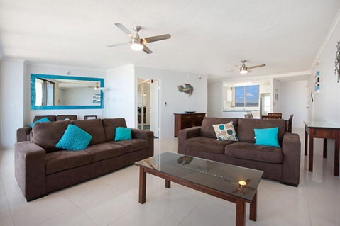 Surfers International Apartments - Mackay Tourism 11