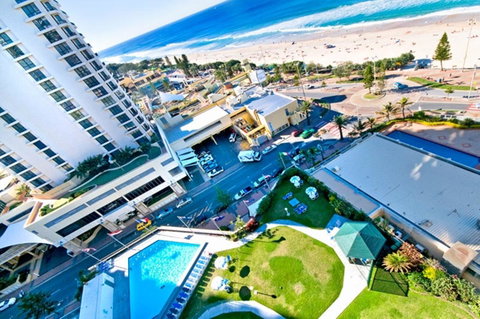 Surfers International Apartments - Mackay Tourism 5
