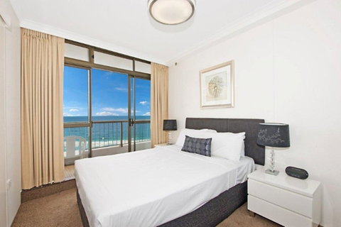 Surfers International Apartments - Mackay Tourism 19