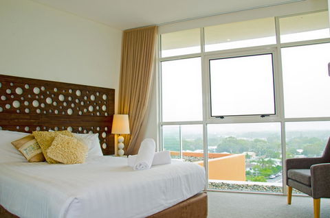 Kirra Surf Apartments - Mackay Tourism 8