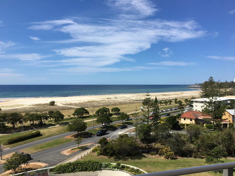 Kirra Surf Apartments - Mackay Tourism 28