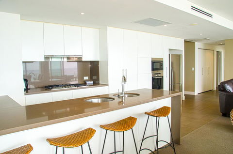 Kirra Surf Apartments - Mackay Tourism 31