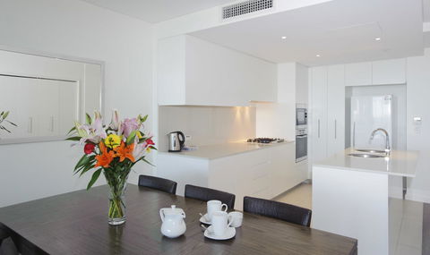 Kirra Surf Apartments - Mackay Tourism 3