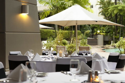Novotel Cairns Oasis Resort - Mackay Tourism 40