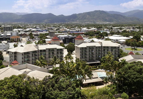 Novotel Cairns Oasis Resort - Mackay Tourism 38