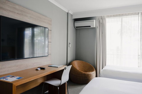 Novotel Cairns Oasis Resort - Mackay Tourism 26