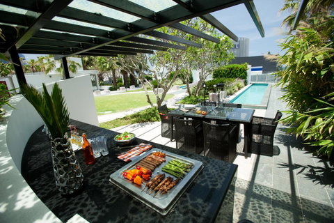Peppers Soul Surfers Paradise - Mackay Tourism 30