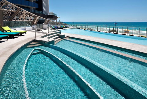 Peppers Soul Surfers Paradise - Mackay Tourism 7