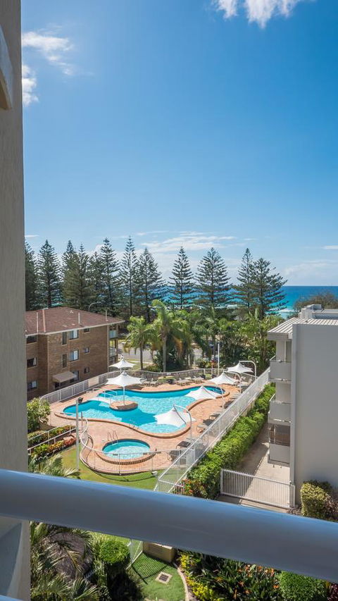 2nd Avenue Beachside Apartments - Mackay Tourism 1