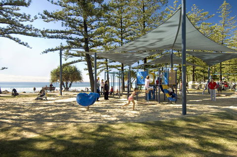 2nd Avenue Beachside Apartments - Mackay Tourism 28