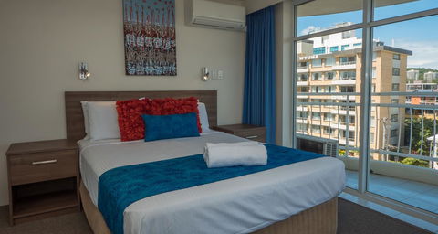 2nd Avenue Beachside Apartments - Mackay Tourism 9