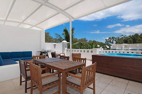 5231 BEACH CLUB PENTHOUSE - Mackay Tourism 11