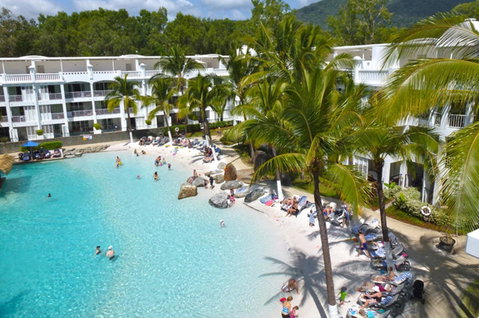 5231 BEACH CLUB PENTHOUSE - Mackay Tourism 14