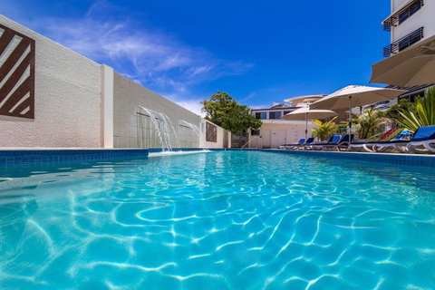 Coco Mooloolaba - Mackay Tourism 21