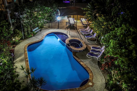 Surfers Beach Holiday Apartments - Mackay Tourism 21