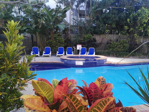 Surfers Beach Holiday Apartments - Mackay Tourism 9