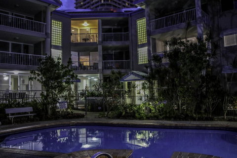 Surfers Beach Holiday Apartments - Mackay Tourism 23