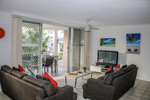 Surfers Beach Holiday Apartments - Mackay Tourism 16