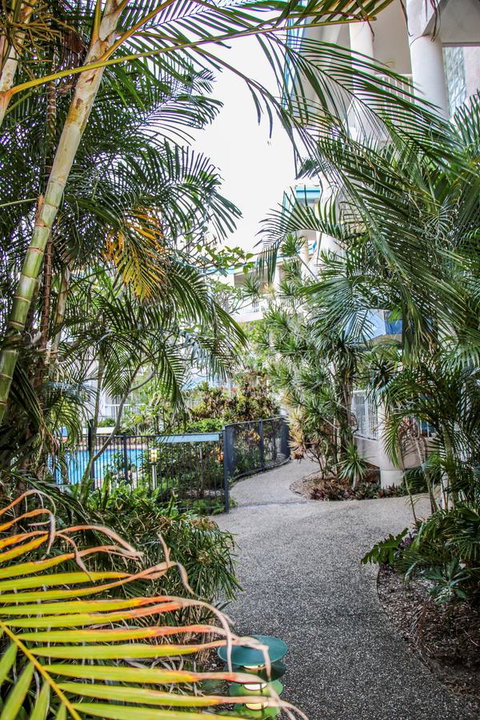 Surfers Beach Holiday Apartments - Mackay Tourism 11