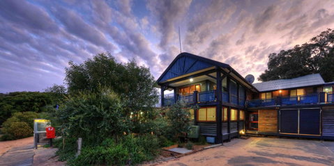 Fraser Island Retreat - Mackay Tourism 4