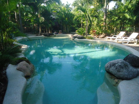 Boutique Bungalows - Mackay Tourism 19