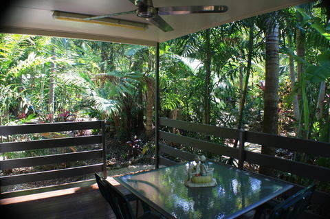 Boutique Bungalows - Mackay Tourism 26