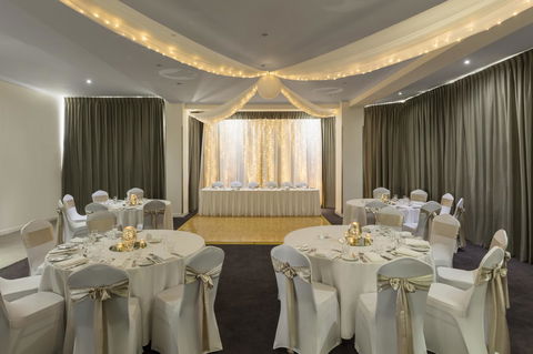 Vibe Hotel Gold Coast - Mackay Tourism 44