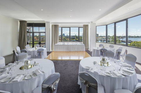 Vibe Hotel Gold Coast - Mackay Tourism 42