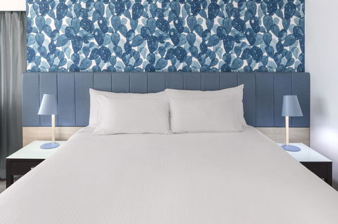 Vibe Hotel Gold Coast - Mackay Tourism 19