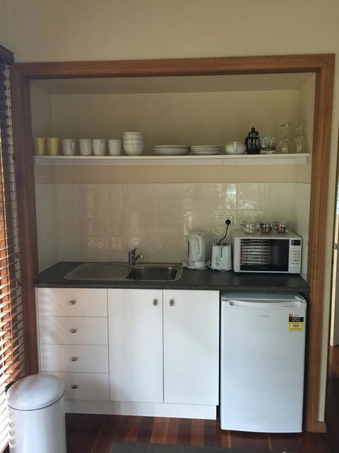 Allumbah Pocket Cottages - Mackay Tourism 43