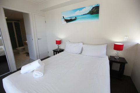 Tribeca Apartments - Mackay Tourism 10