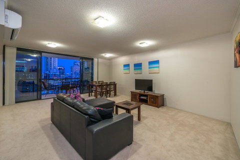 Tribeca Apartments - Mackay Tourism 26