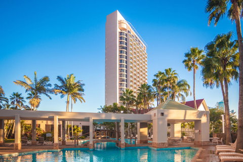 Crowne Plaza Surfers Paradise, An IHG Hotel - Mackay Tourism 0