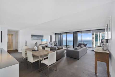 Circle On Cavill, Apartments And Sub Penthouses - We Accommodate - Mackay Tourism 21