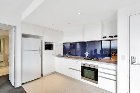 Circle On Cavill, Apartments And Sub Penthouses - We Accommodate - Mackay Tourism 9