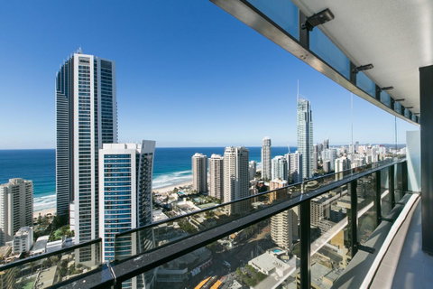 Circle On Cavill, Apartments And Sub Penthouses - We Accommodate - Mackay Tourism 26