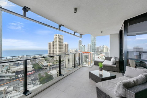 Circle On Cavill, Apartments And Sub Penthouses - We Accommodate - Mackay Tourism 22