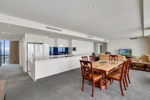 Circle On Cavill, Apartments And Sub Penthouses - We Accommodate - Mackay Tourism 2