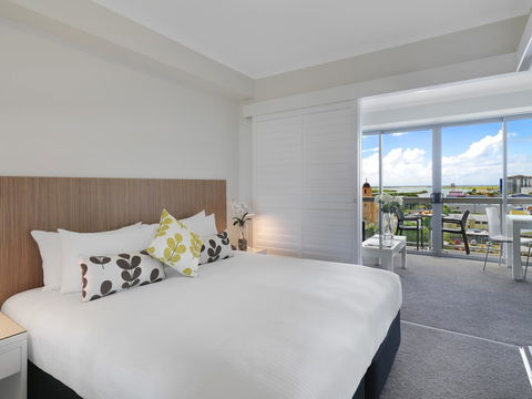 Oaks Mackay Rivermarque Hotel - Mackay Tourism 2
