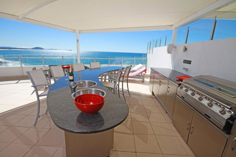 Oceans Mooloolaba - Mackay Tourism 28