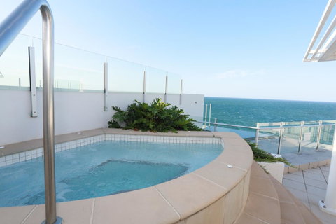 Oceans Mooloolaba - Mackay Tourism 41