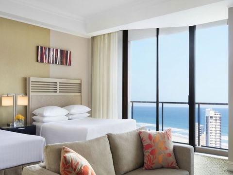 JW Marriott Gold Coast Resort & Spa - Mackay Tourism 21
